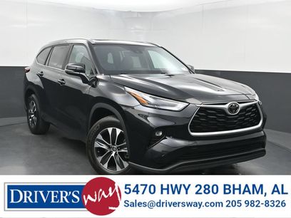 Used 2023 Toyota Highlander XLE