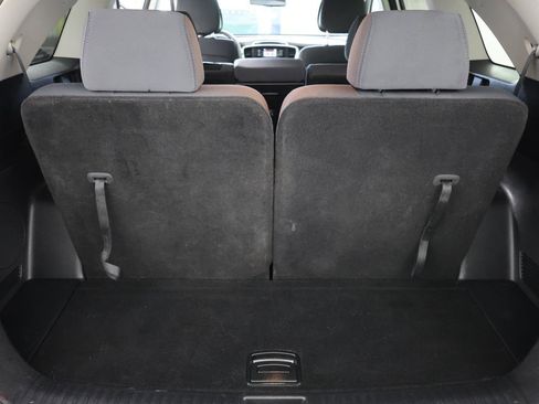 Used 2016 Kia Sorento LX w/ LX Convenience Package image 22