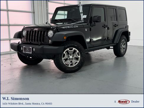 Used 2018 Jeep Wrangler Unlimited Rubicon w/ Connectivity Group AWD/4WD image 1