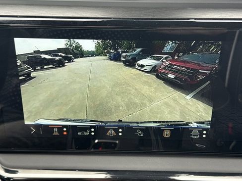 New 2026 GMC Sierra 1500 AT4X w/ LPO, Black Badging Package AWD/4WD image 8