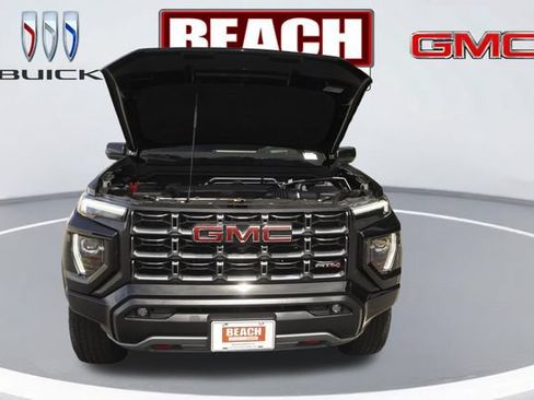 Used 2026 GMC Canyon AT4 w/ Technology Plus Package AWD/4WD image 9