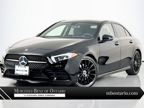 Used 2022 Mercedes-Benz A 220 image 1