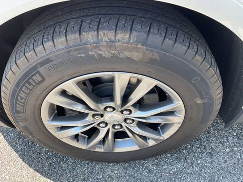Used 2023 Cadillac XT5 Premium Luxury AWD/4WD image 5