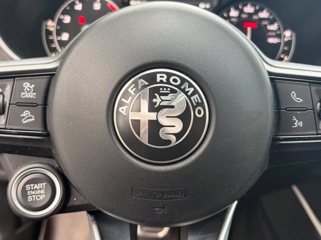 Used 2023 Alfa Romeo Stelvio Ti AWD/4WD image 26