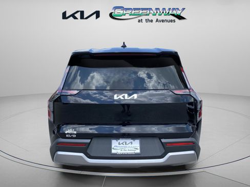 New 2026 Kia EV9 Light image 3