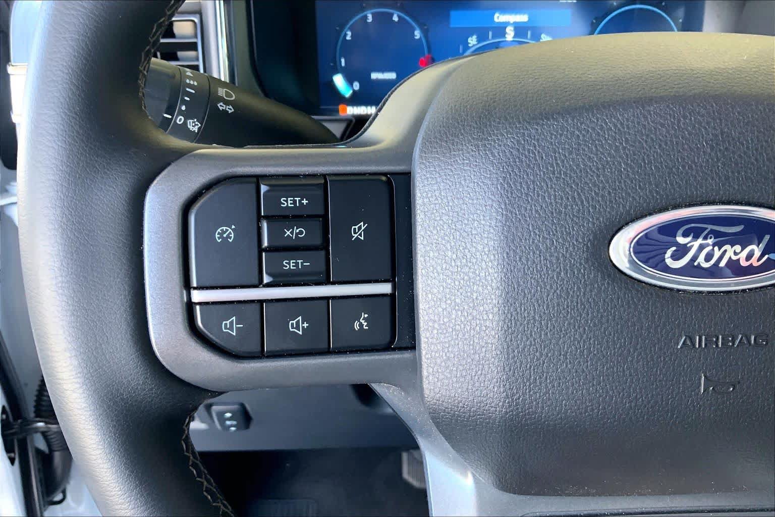 Used 2026 Ford F250 Lariat w/ Tremor Off-Road Package AWD/4WD image 23