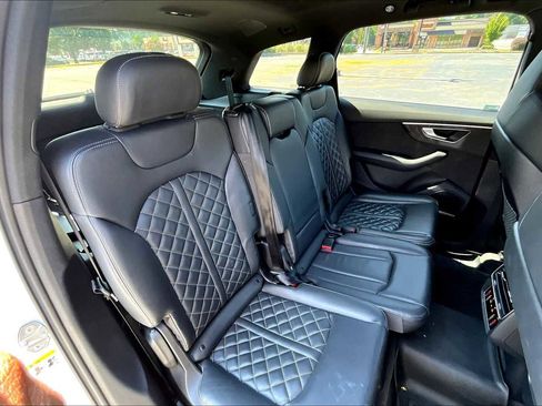 Used 2022 Audi SQ7 Premium Plus image 19