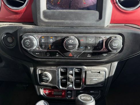 Used 2021 Jeep Wrangler Unlimited Rubicon w/ Cold Weather Group image 20