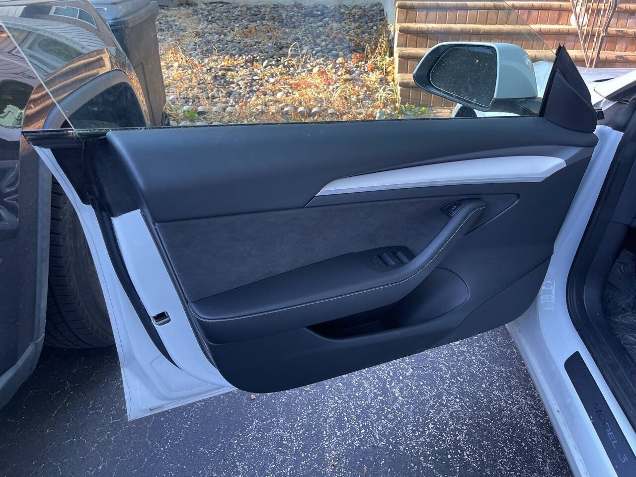 Used 2023 Tesla Model 3 Standard Range RWD image 10