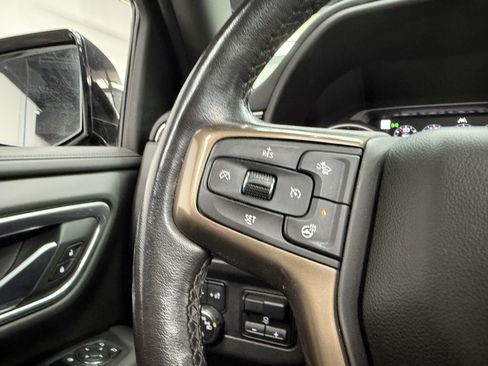 Used 2021 Chevrolet Suburban High Country image 14