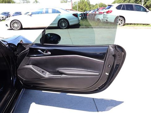 Used 2017 MAZDA MX-5 Miata RF Club RWD image 39