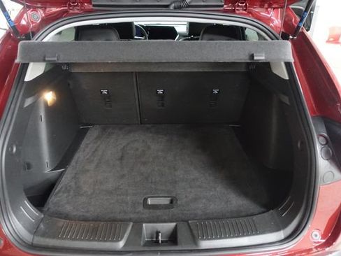 Used 2025 Chevrolet Trax LT FWD image 20