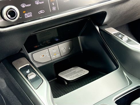 New 2026 Kia Sorento S AWD/4WD image 11