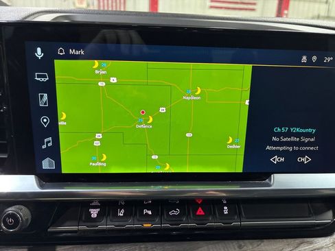 Used 2024 Chevrolet Silverado 3500 LTZ w/ LTZ Convenience Package image 21