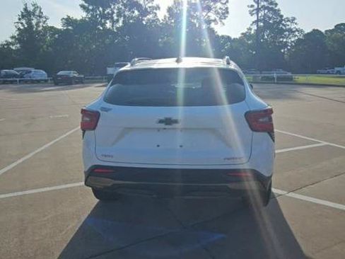 Certified 2025 Chevrolet Trax ACTIV w/ Driver Confidence Package FWD image 7