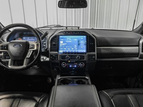Used 2022 Ford F350 Platinum w/ FX4 Off-Road Package AWD/4WD image 13