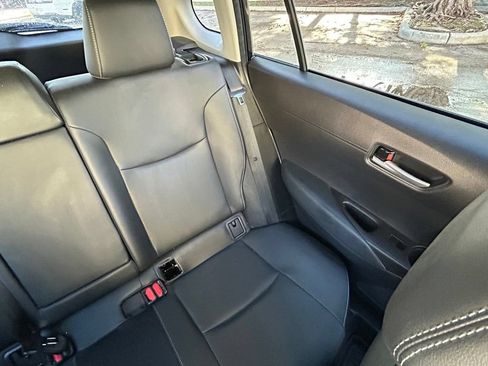 Used 2022 Toyota Corolla Cross XLE FWD image 14