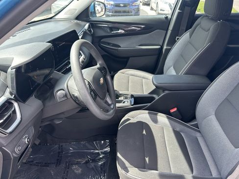 Used 2025 Chevrolet TrailBlazer LT image 22