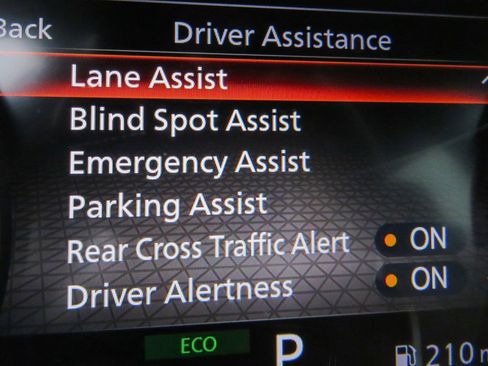 Certified 2024 Nissan Rogue S image 13