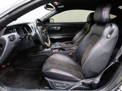 Used 2016 Ford Mustang GT Premium w/ Equipment Group 401A image 7