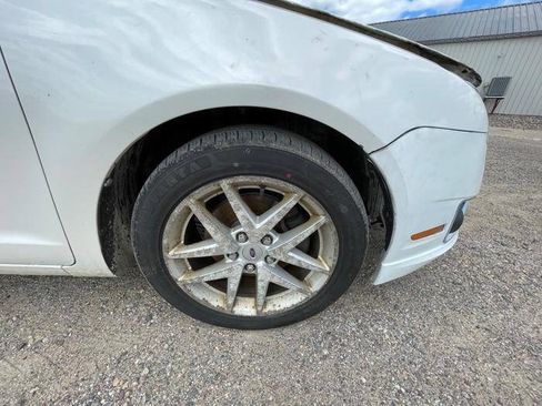 Used 2011 Ford Fusion SEL FWD image 19