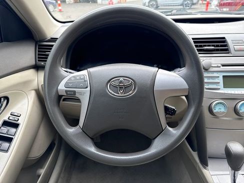 Used 2008 Toyota Camry LE FWD image 18