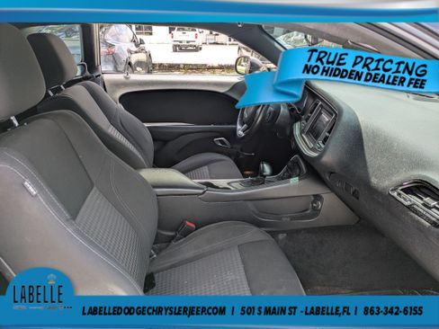 Used 2018 Dodge Challenger SXT RWD image 15