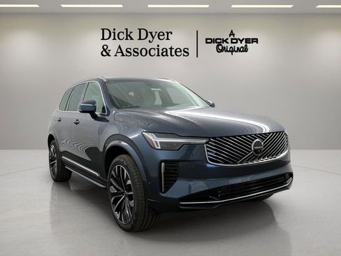 New 2026 Volvo XC90 B6 Plus image 9