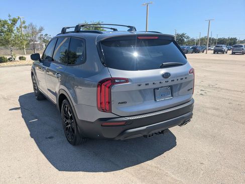 Certified 2021 Kia Telluride SX w/ SX Prestige Package AWD/4WD image 7