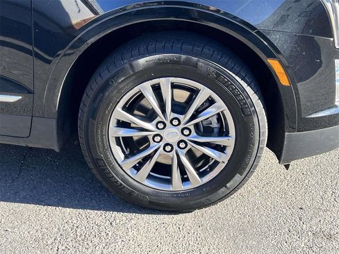 Certified 2023 Cadillac XT5 Premium Luxury image 9