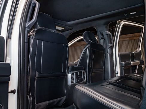 Used 2020 Ford F250 Platinum w/ FX4 Off-Road Package image 25