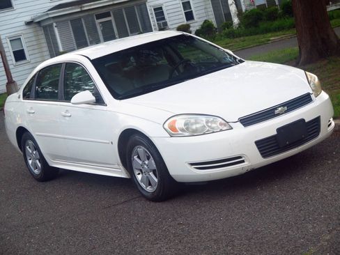 Used 2009 Chevrolet Impala LT FWD image 33