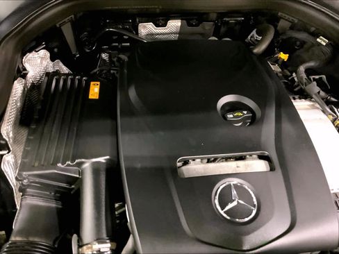 Used 2019 Mercedes-Benz GLC 300 4MATIC Coupe image 32