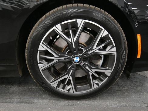 Used 2025 BMW 228i xDrive AWD/4WD image 31