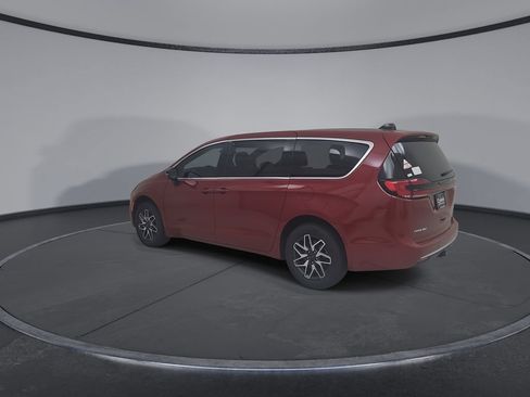 New 2027 Chrysler Pacifica Limited AWD/4WD image 10