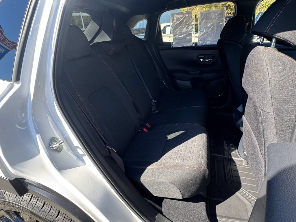Used 2025 Honda HR-V Sport image 19