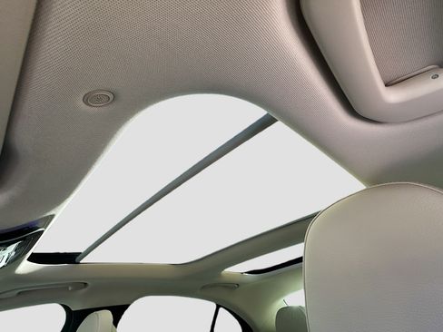 Used 2024 Mercedes-Benz E 350 4MATIC Sedan image 20