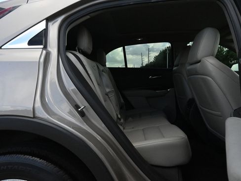 Used 2023 Cadillac XT4 Premium Luxury image 24