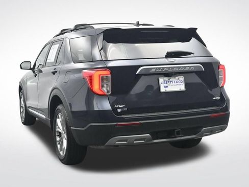 Used 2023 Ford Explorer XLT w/ Equipment Group 202A AWD/4WD image 9