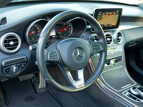 Used 2018 Mercedes-Benz C 300 4MATIC Sedan image 21