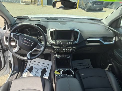 Used 2024 GMC Terrain SLT w/ Infotainment Package II AWD/4WD image 13