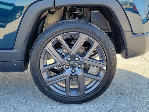 New 2026 Jeep Compass Limited image 7