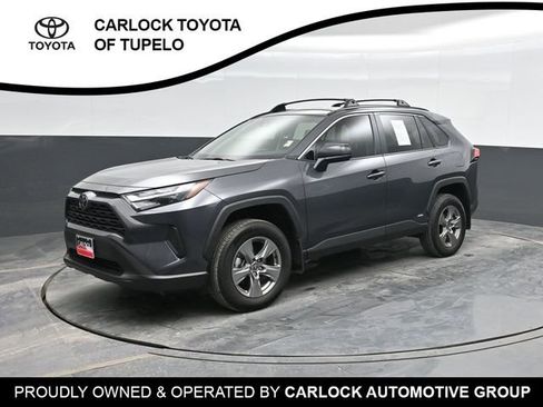 Used 2025 Toyota RAV4 LE image 8