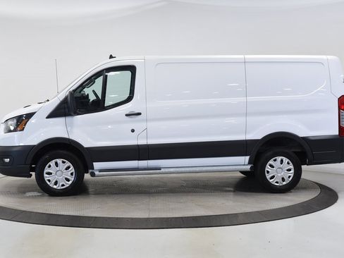 Used 2024 Ford Transit 250 Low Roof w/ Exterior Upgrade Package image 7