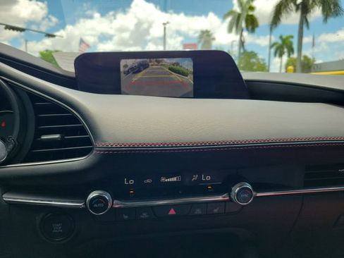 Used 2022 MAZDA MAZDA3 s FWD image 26