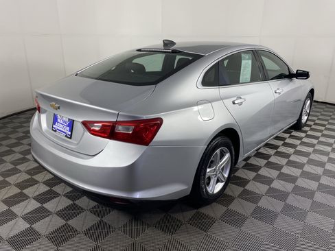 Used 2019 Chevrolet Malibu LS FWD image 6