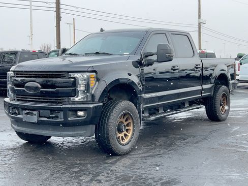 Used 2019 Ford F350 Lariat w/ Lariat Ultimate Package image 10