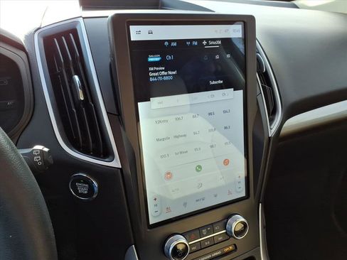 Used 2024 Ford Edge SEL w/ Convenience Package image 16