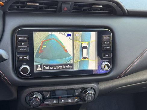 Used 2023 Nissan Kicks SR w/ SR Premium Package FWD image 19