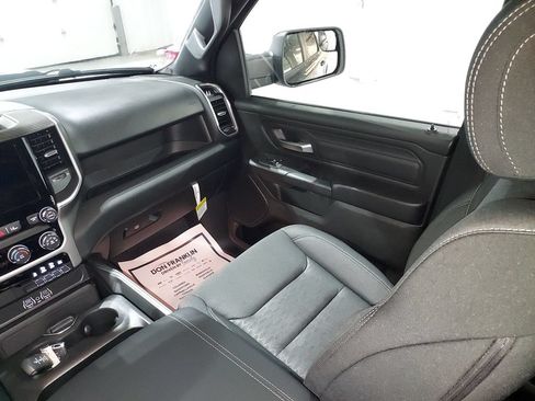 New 2026 RAM 1500 Express AWD/4WD image 11